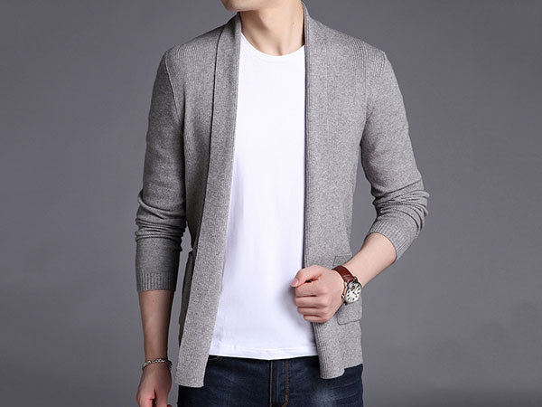 Problems to be noted when hand-washing knitted sweaters