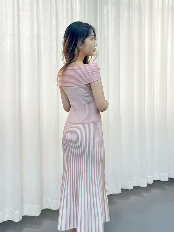 Off-the-shoulder mesh dress